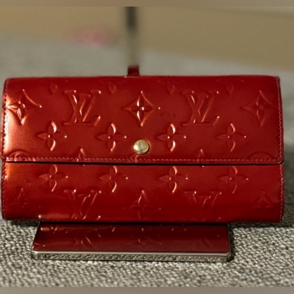 EUC LOUIS VUITTON Louis Vuitton Portefeuille Sarah Vernis Long Wallet - Picture 1 of 12